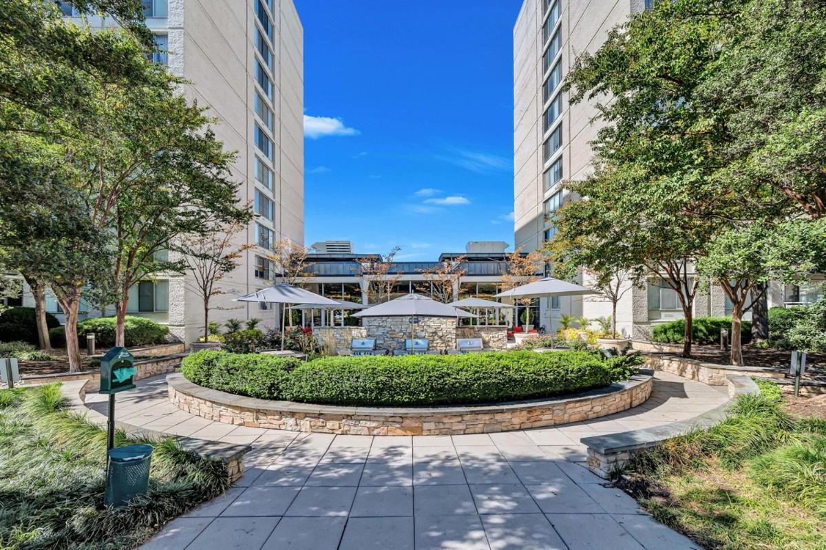 Beautiful 2Br Apartment At Crystal City With Gym อาร์ลิงตัน ภายนอก รูปภาพ