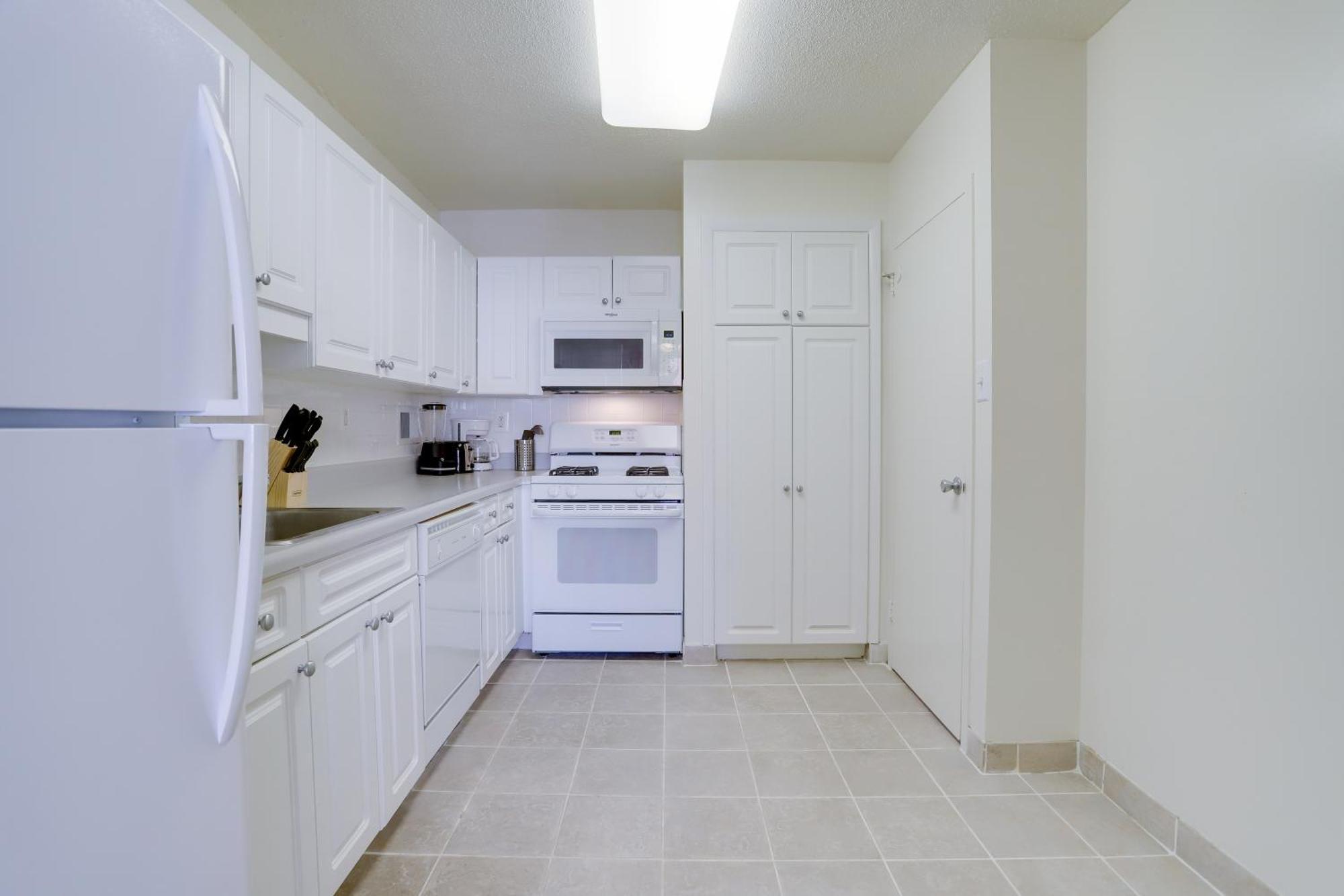 Beautiful 2Br Apartment At Crystal City With Gym อาร์ลิงตัน ภายนอก รูปภาพ