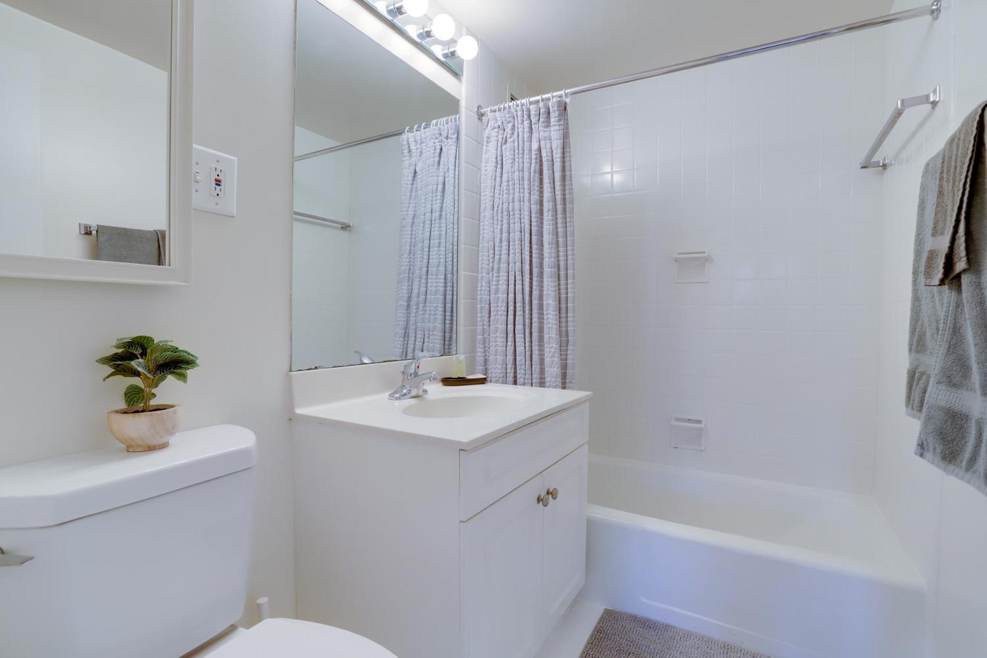 Beautiful 2Br Apartment At Crystal City With Gym อาร์ลิงตัน ภายนอก รูปภาพ