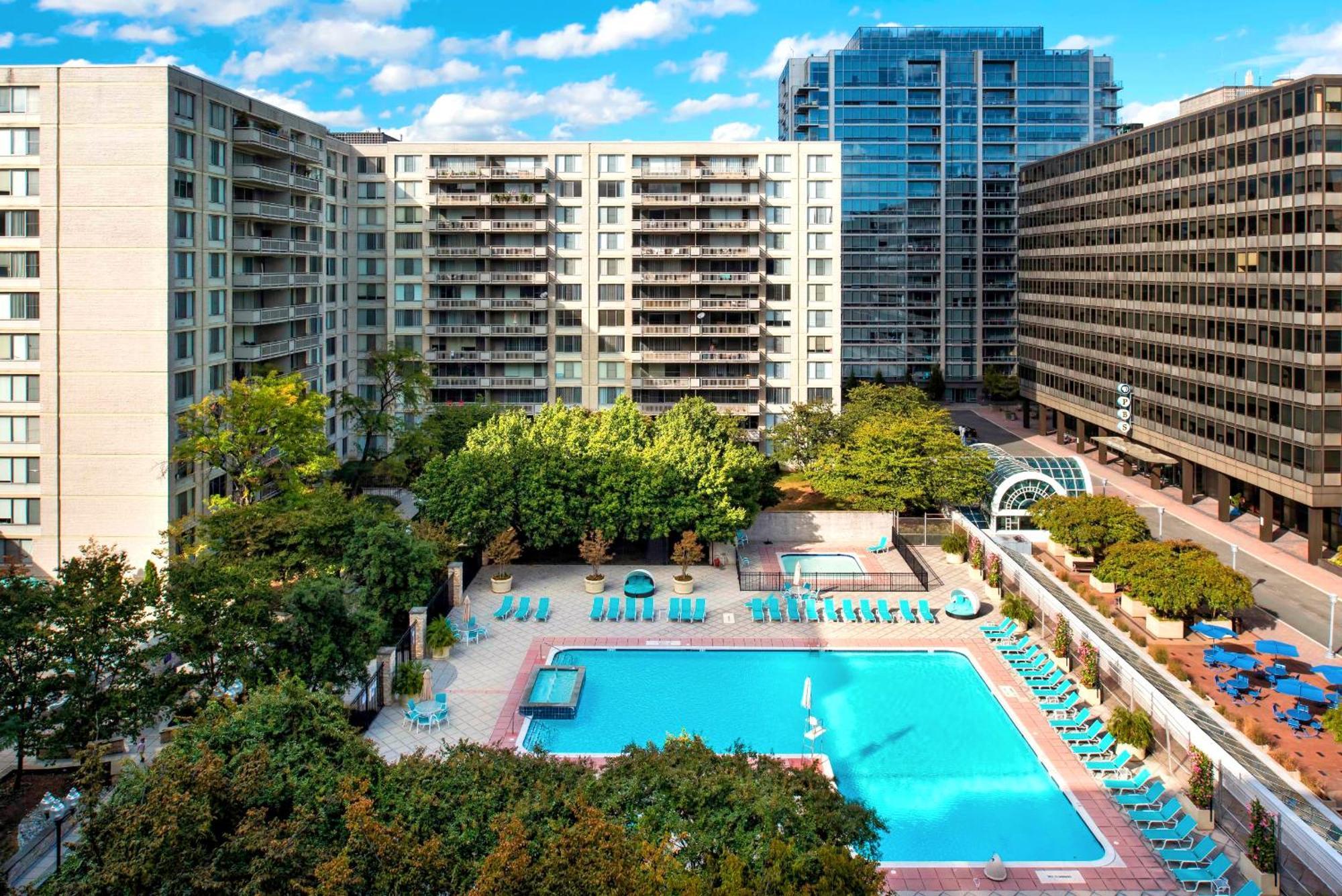 Beautiful 2Br Apartment At Crystal City With Gym อาร์ลิงตัน ภายนอก รูปภาพ